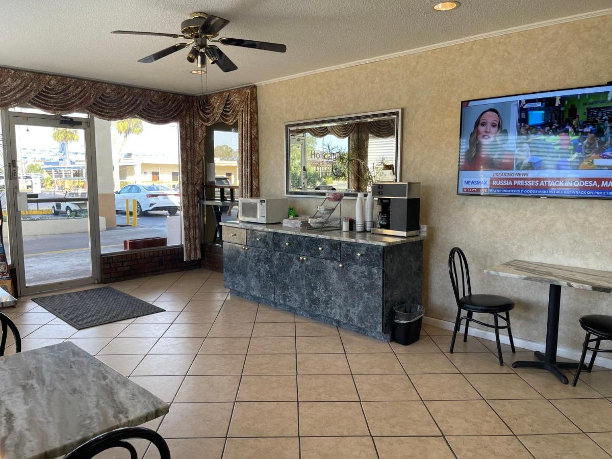 Hole Inn The Wall Hotel - Fort Walton Beach - Sunset Plaza - Nearby Beaches & Hurlburt Dış mekan fotoğraf