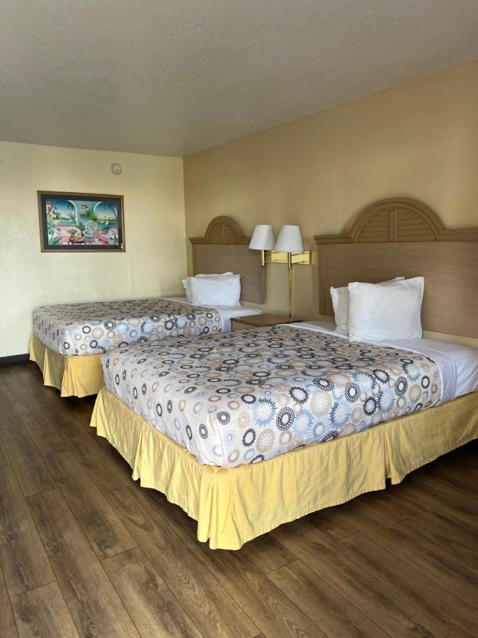 Hole Inn The Wall Hotel - Fort Walton Beach - Sunset Plaza - Nearby Beaches & Hurlburt Dış mekan fotoğraf